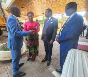 Minister Ben Phiri hailed for bailing out vulnerable in Mtandire